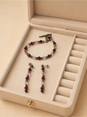 Red Crystal Beaded Bracelet & Drop Earrings Set Elegant Sparkle Gift Ready
